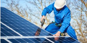 Installation Maintenance Panneaux Solaires Photovoltaïques à Sainte-Lunaise